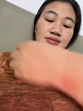 Puka2001 online show from April 21, 1:53 am