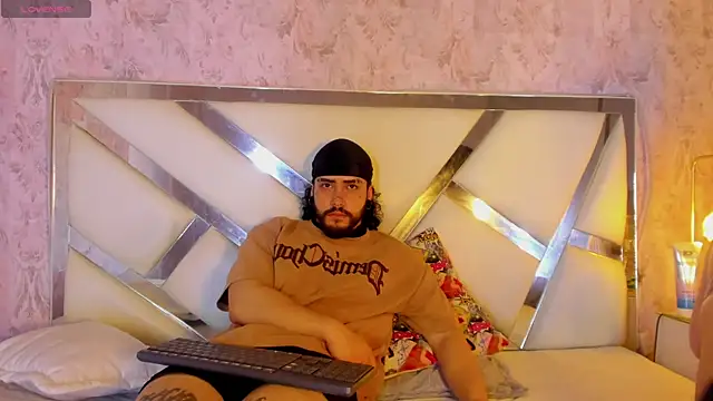 Benny and Mark online show from February 6, 3:54 am