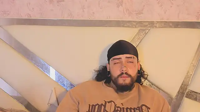 Benny and Mark online show from April 12, 8:17 am