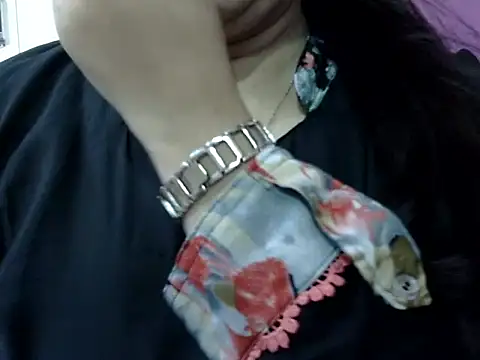 Cute Aliyaa online show from April 26, 1:42 pm