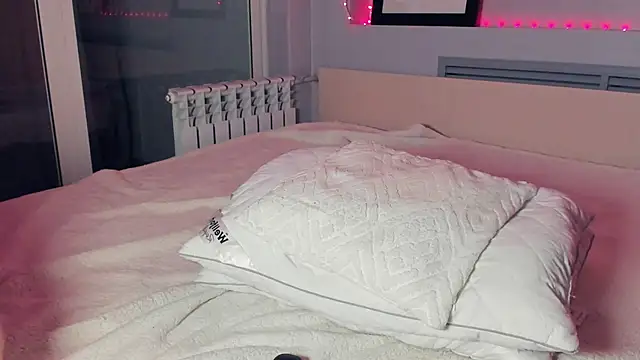 aIexsunshine online show from March 9, 2:15 am