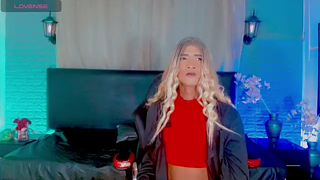 Samantha Ortega  online show from February 9, 11:45 am