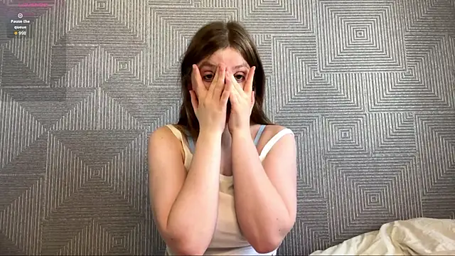 KateClarky online show from April 21, 1:18 pm