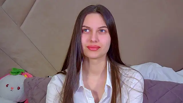 AliceVersal online show from February 5, 4:15 am