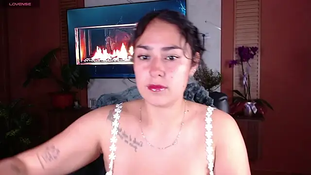 Iris colette online show from April 21, 12:36 am