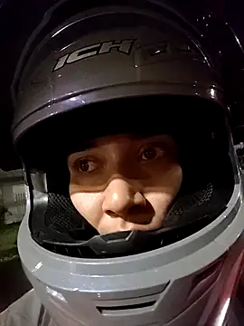 Robin H00t 2 online show from April 26, 4:43 am