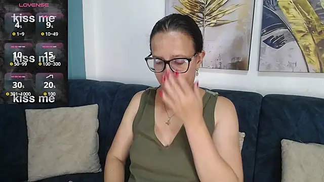 sara marrisson online show from March 16, 10:13 pm