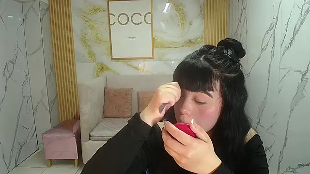 sarita 09 s online show from April 23, 8:00 pm