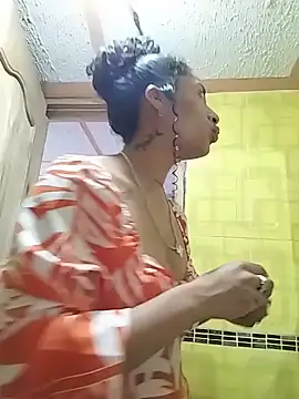 Churitos69 online show from June 4, 8:24 pm