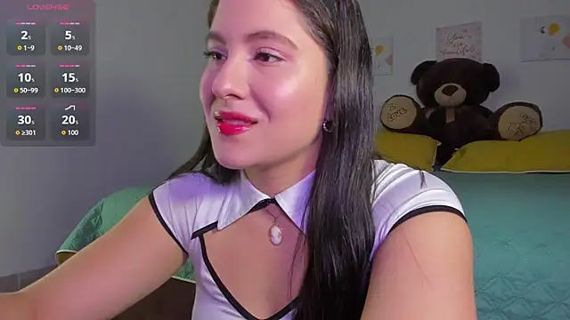 Alessandra 01 online show from February 3, 11:04 am