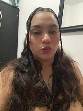 chiara andrew online show from April 28, 5:55 am