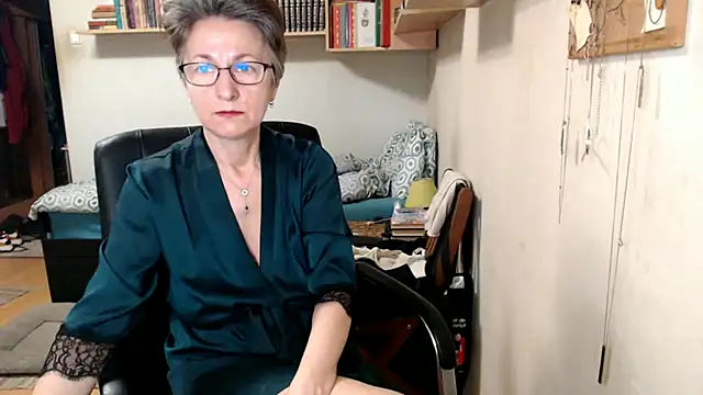 Snapshot of katemodel chatting on September 18, 7:07 am katemodel online show from September 18, 7:07 am