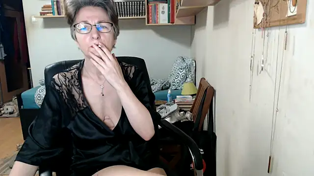 Snapshot of katemodel chatting on September 25, 6:12 am katemodel online show from September 25, 6:12 am