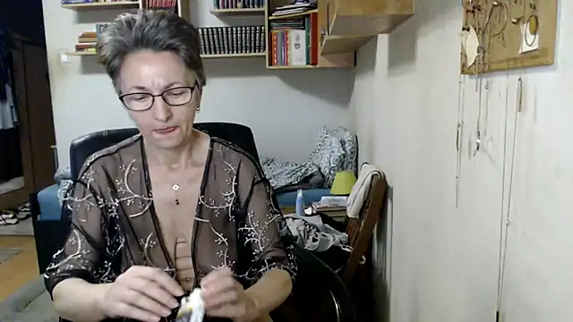 Snapshot of katemodel chatting on September 14, 7:28 am katemodel online show from September 14, 7:28 am
