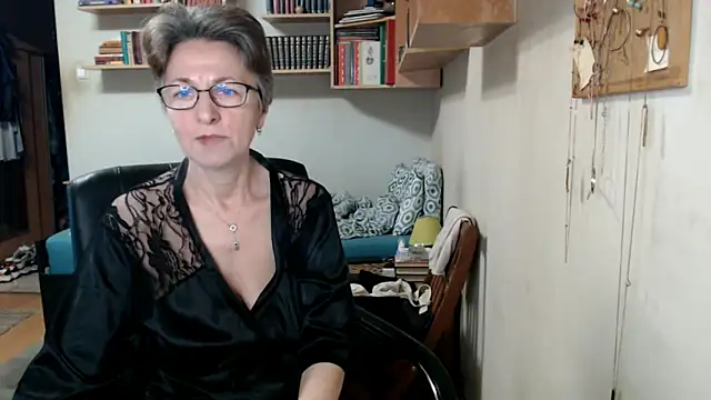 Snapshot of katemodel chatting on September 16, 7:05 am katemodel online show from September 16, 7:05 am