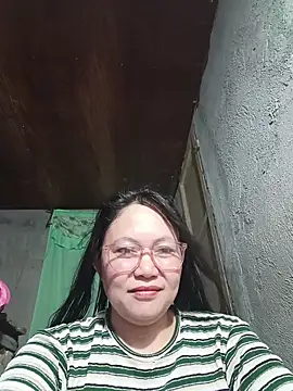 hotpinay 45 online show from April 24, 4:15 am