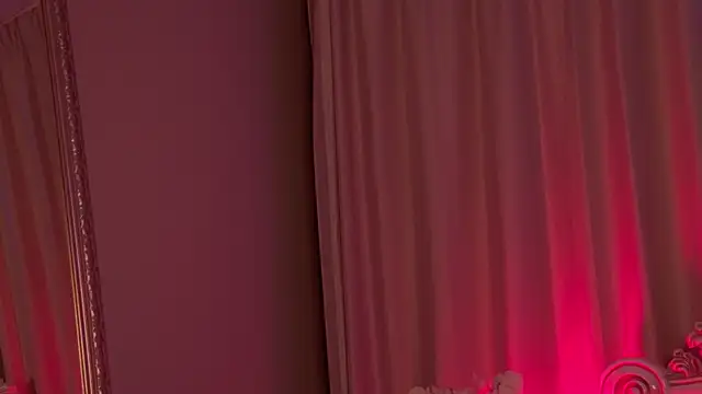 MollyHilton online show from April 23, 5:59 pm