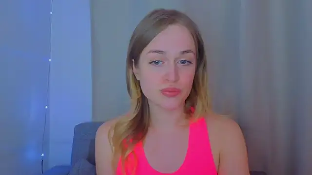 AnneRiver online show from April 3, 9:35 pm