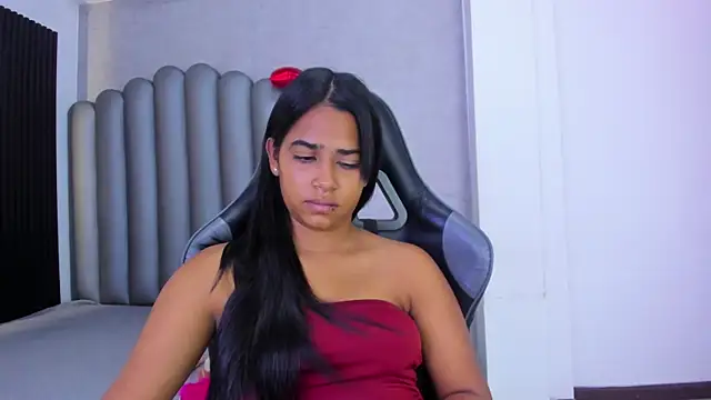 Shirleytaylor- online show from April 22, 11:40 am