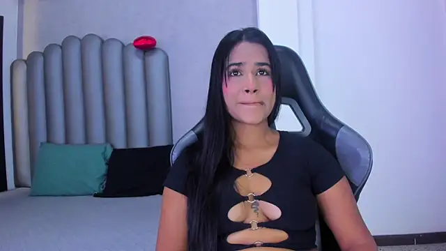 Shirleytaylor- online show from April 27, 11:29 am