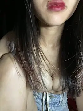 uyensexy online show from April 17, 2:02 am