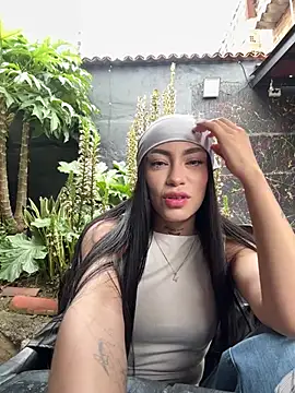 Bonny Eva online show from February 5, 7:28 pm