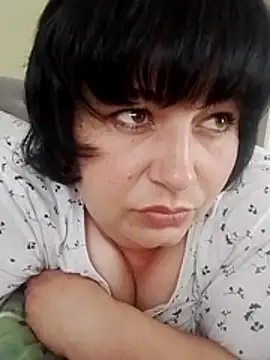 sara222619 online show from May 9, 2:19 pm