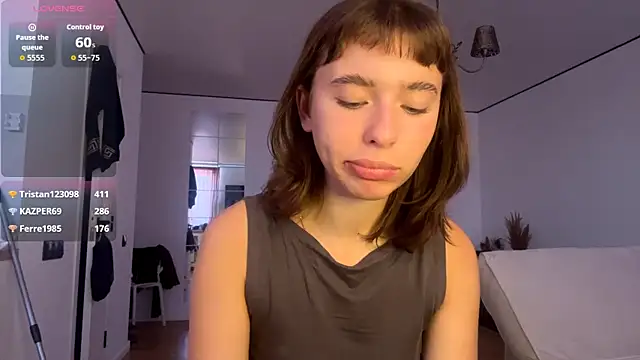 DeltaNorwoode online show from March 7, 7:37 am