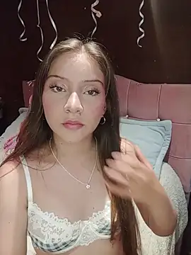 MimiSoftie online show from April 14, 9:37 pm