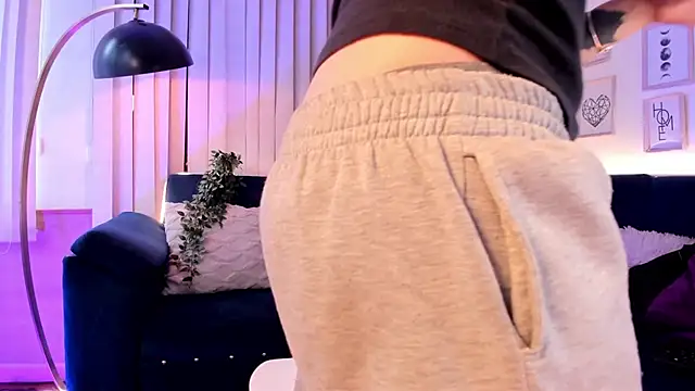 agata volkov online show from March 5, 8:04 pm