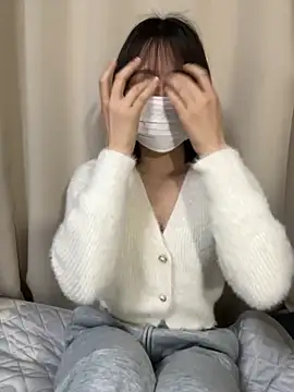  m u  online show from March 9, 12:52 pm