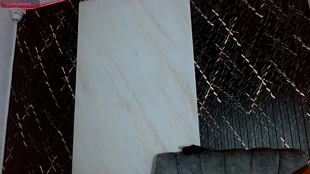 Stefani  R online show from March 9, 2:15 am