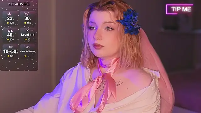  Matadora  online show from April 3, 3:21 pm