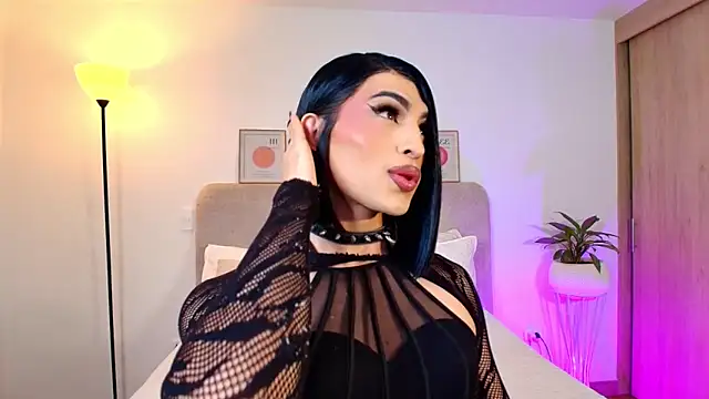 KarolPortellaa online show from April 26, 12:47 pm