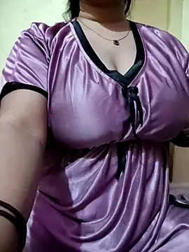 PARI51 online show from February 24, 9:13 pm