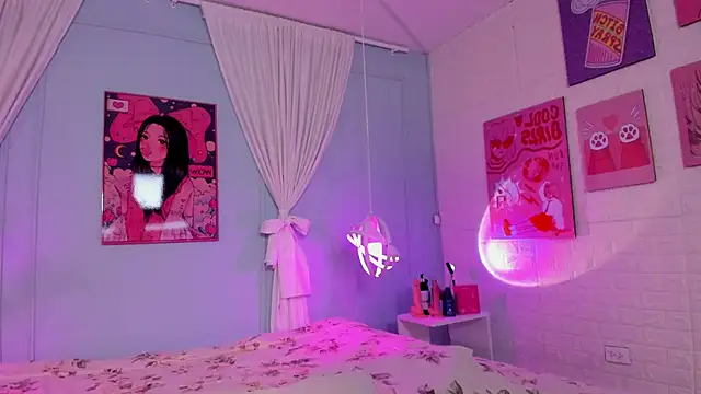 Cleo Foxx online show from April 23, 12:01 pm