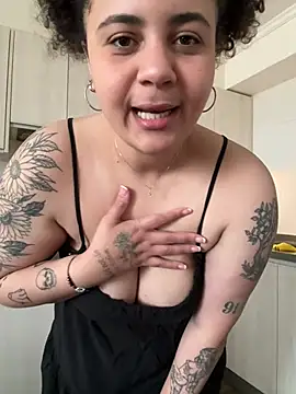 BabyChanntal online show from July 8, 4:20 pm