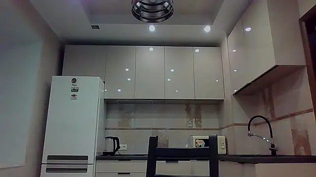 Dianasi online show from February 3, 2:11 pm