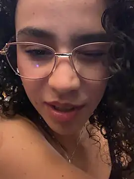 SirenStell0 online show from April 22, 6:49 pm