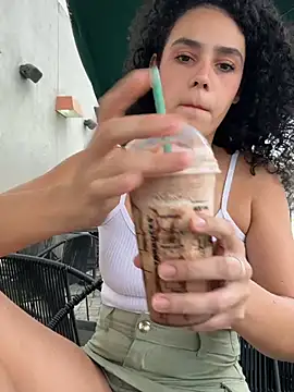 SirenStell0 online show from March 25, 6:55 pm