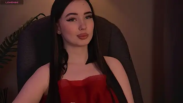 ArianaLim online show from April 26, 5:10 pm