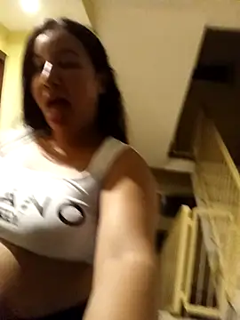 yoahotpetrafiery online show from July 30, 12:33 am