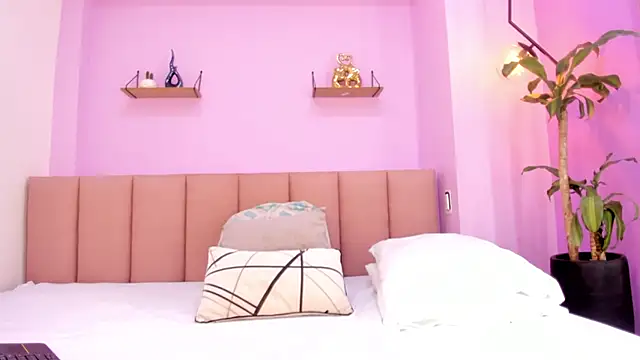 sam doll  online show from March 17, 7:29 pm