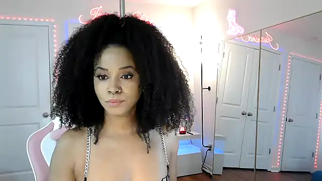 JazmineFoxx online show from April 27, 4:26 pm