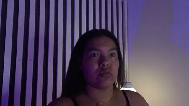 Amaranoir- online show from April 26, 4:10 am