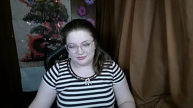 Teasing Dora online show from April 25, 2:25 am