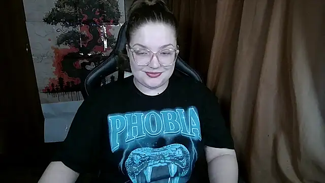 Teasing Dora online show from April 25, 11:35 pm