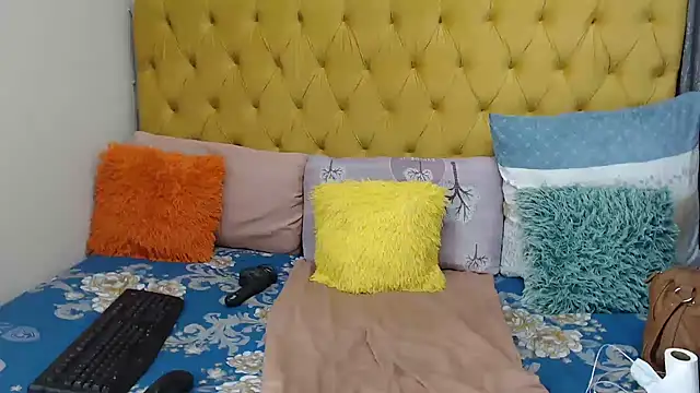 DickDivaXX online show from March 5, 4:58 pm