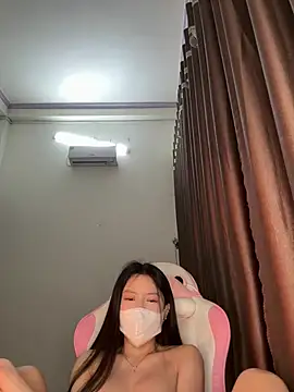 wang1472581 online show from March 9, 9:56 am