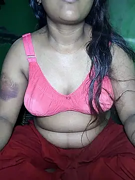 Romantic-Couple999 online show from April 3, 7:23 pm